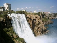 Аэропорт Анталии готовится встречать курортников