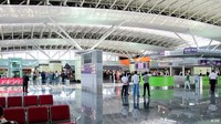 Общий пассажиропоток в аэропортах Украины упал на 27%